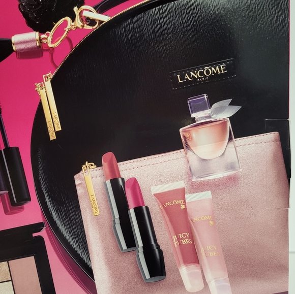 LancomeThe Parisian Holiday Case Make Up Set. - Picture 7 of 8